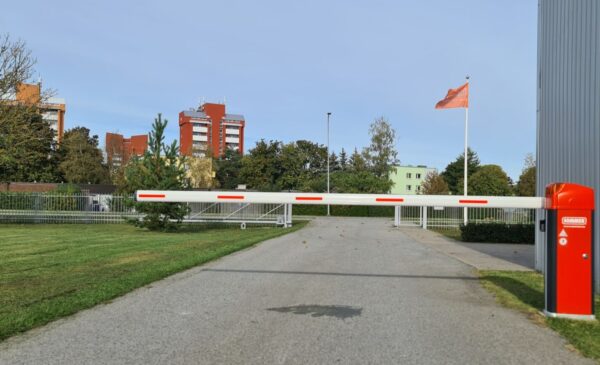 Tõkkepuu LED poomiga