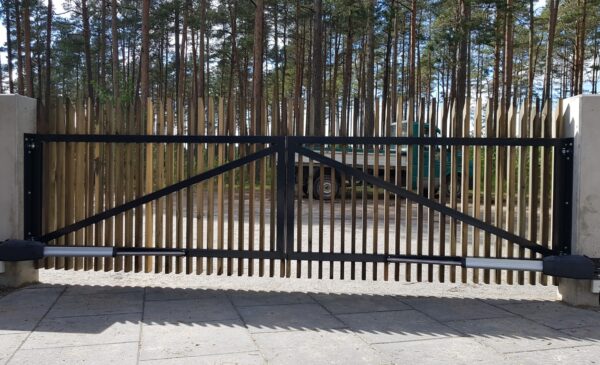 Väravate automaatika
